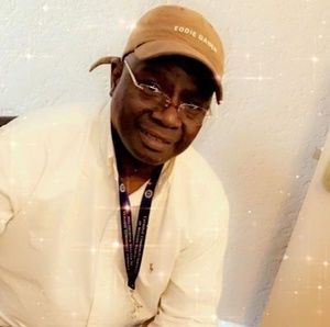 Meet your Posher, Zachary